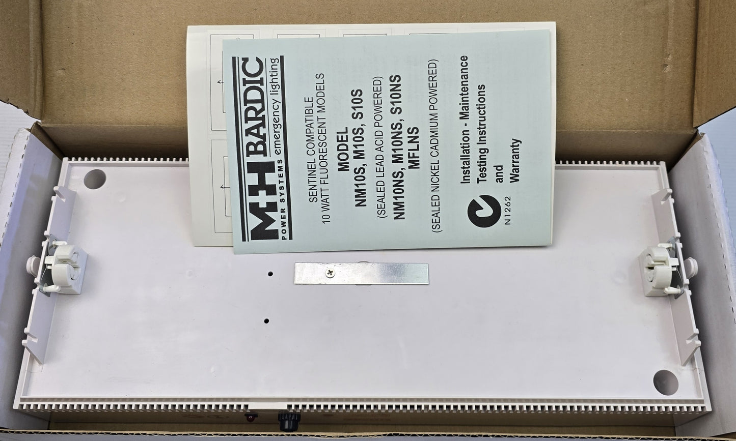M+H Bardic M10S Emergency Exit Light Fluoro Maintained 10W 240V (New Opened)