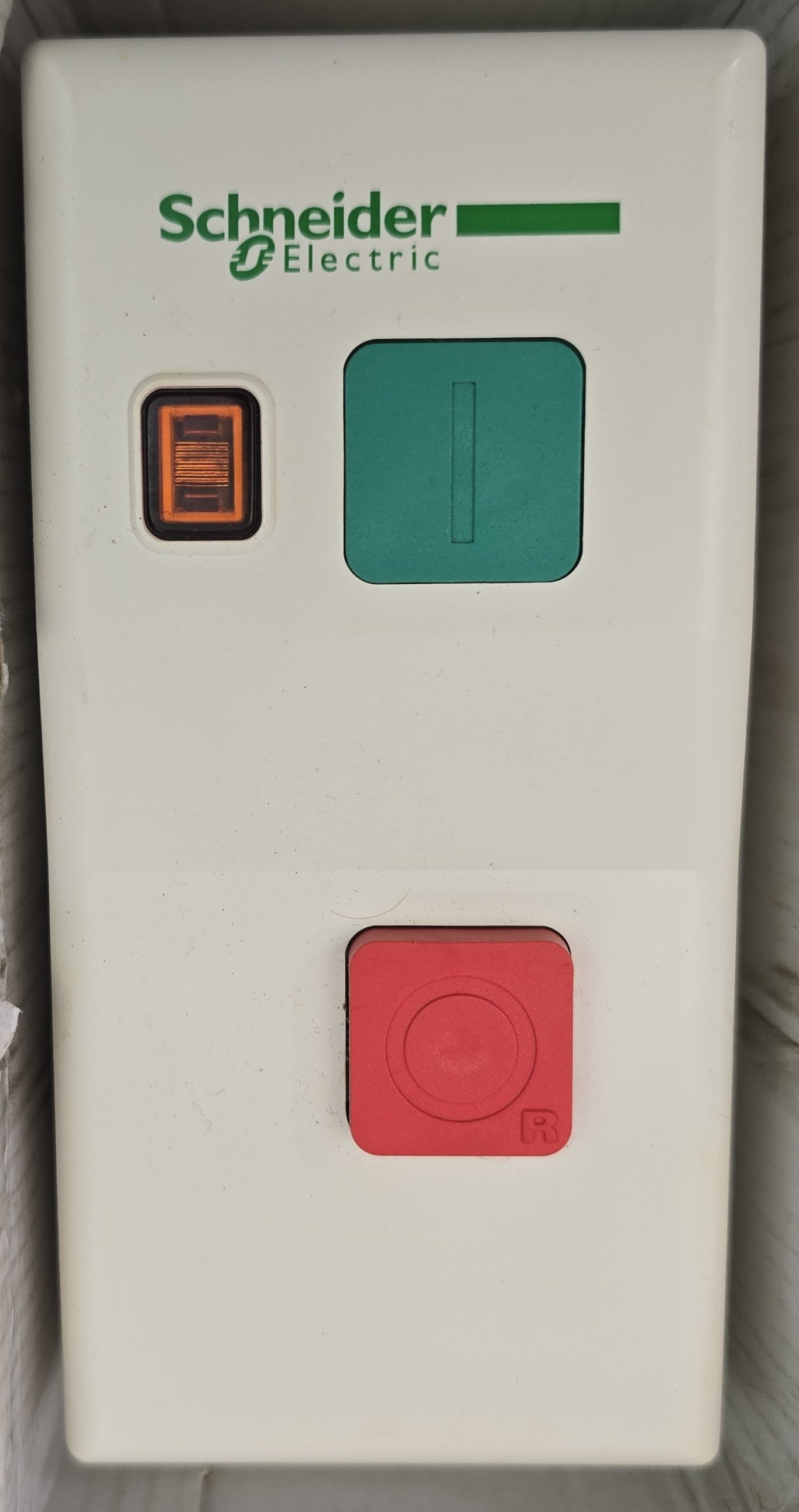 Schneider LE1M35U716 Enclosed DOL Starter, TeSys LE, 8-11.5 A, 240 V AC coil (NEW)