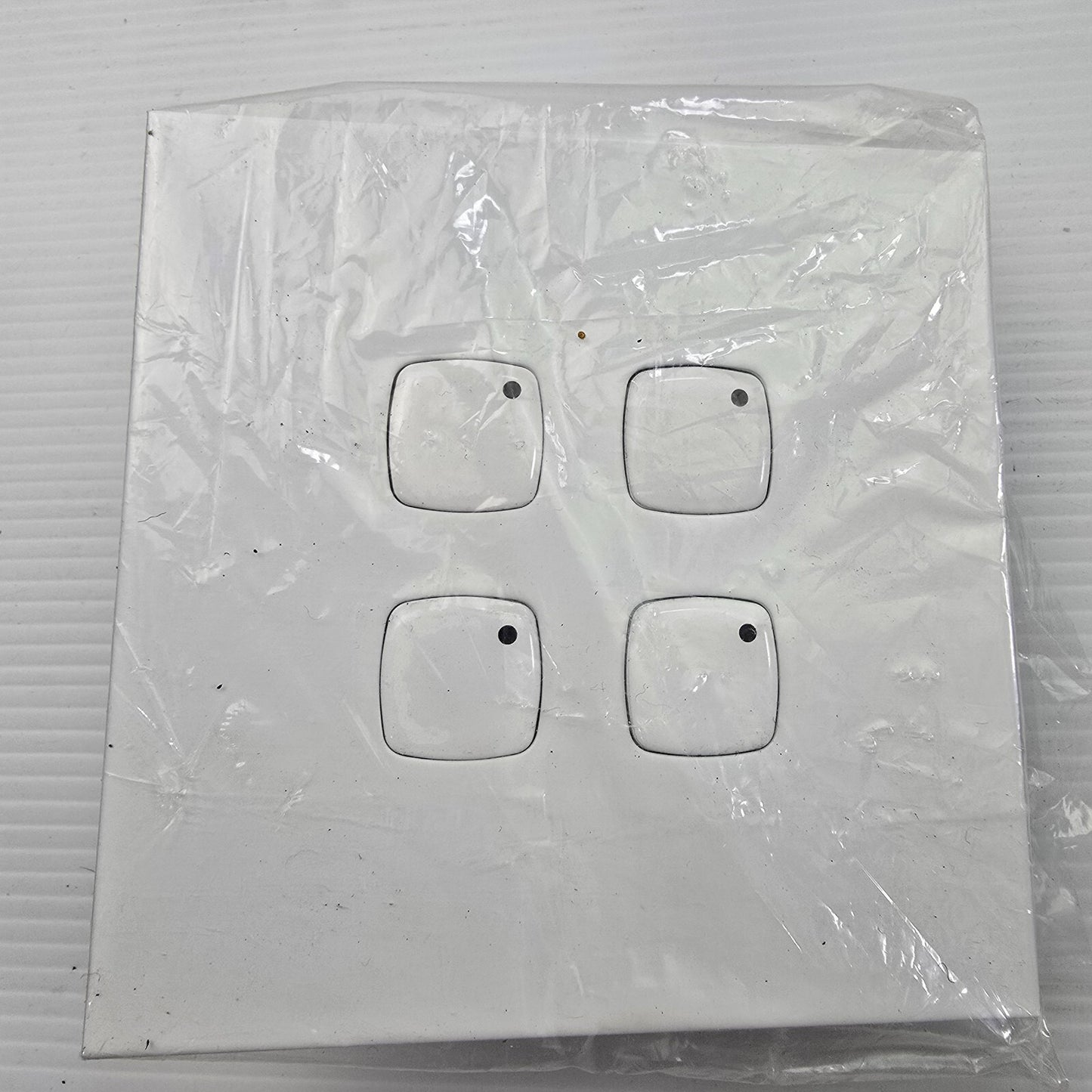 HPM H2C4-1SSU2WE iControl 4 white button S/S Euro Keypad SELV Only (NEW In Box)