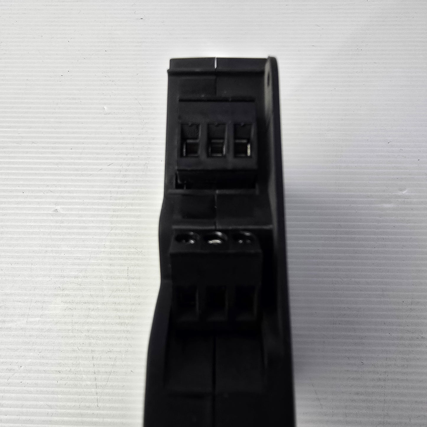 Delta-Controls eBM-404 enteliBUS eBCON 4 inputs 4 Outputs for BACnet