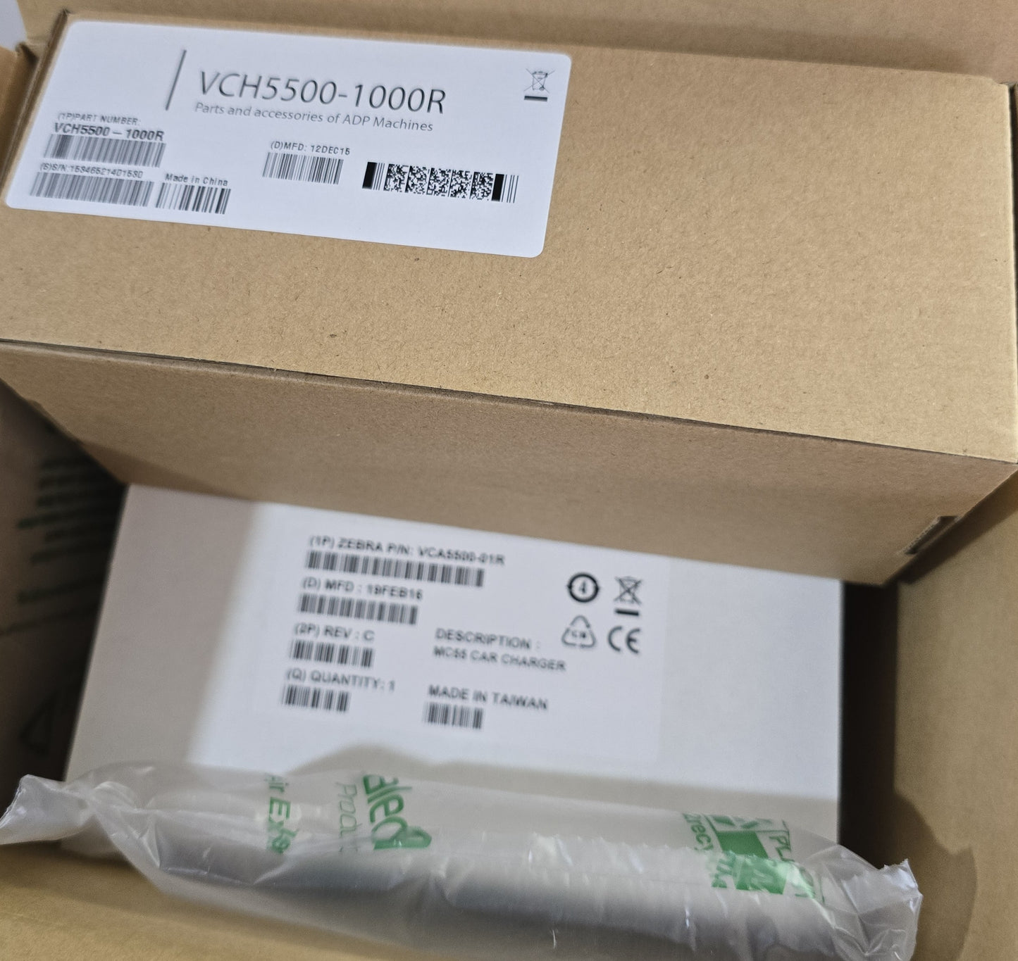 ZEBRA VCH5500-111R Kit – Includes VCH5500-1000R & VCA5500-01R Car Charger (NEW)