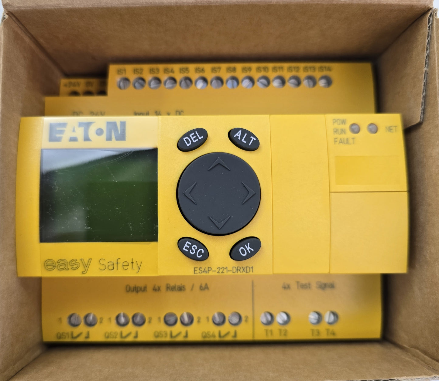 Eaton ES4P-221-DRXD1 easySafety Safety Control Relay 24V DC 111019 (NEW In Box)