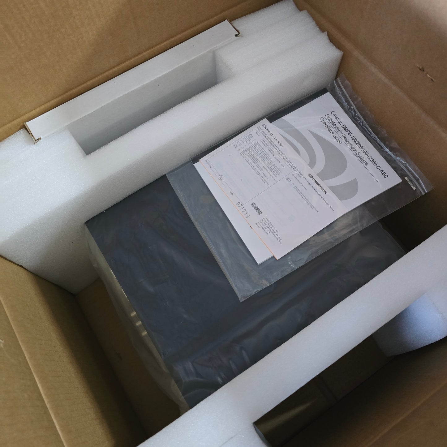 Crestron DMPS-300-C DigitalMedia Presentation System 3RU Amplifier (NEW In Box)