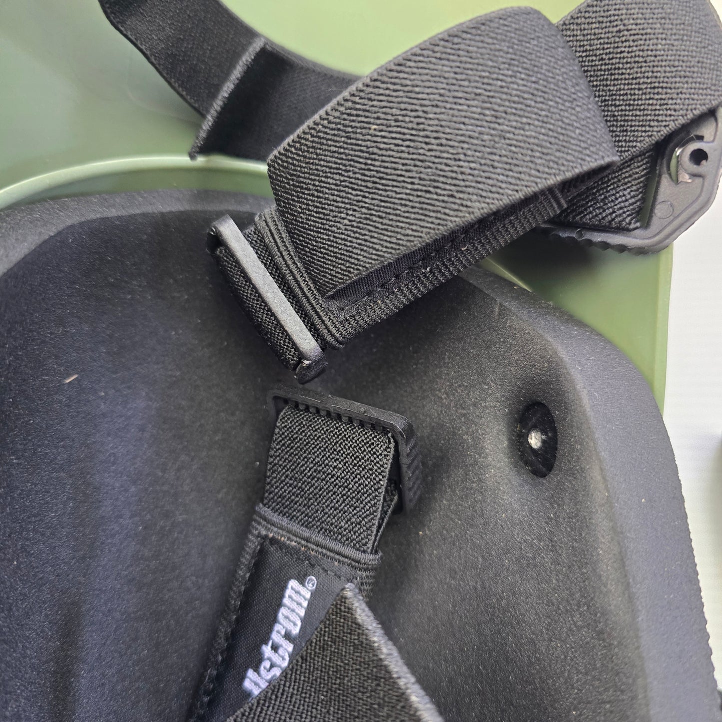 KneePro S96112 Ultra Flex III Knee Pads OD Green Heavy Duty Work (NEW)