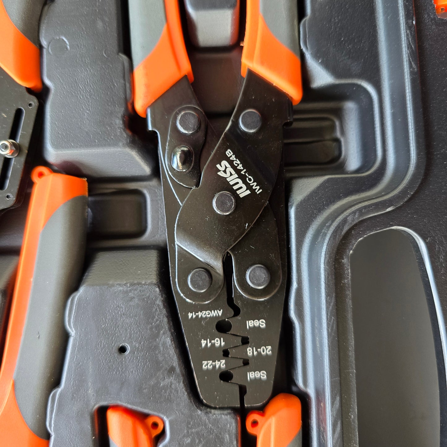 IWISS KIT-DC01 Deutsch Connector Crimp Tool Kit 12pc Case (NEW)