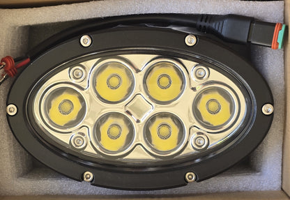 Larsen-Lights LL0710 LED-765 Oval 20° Distance Beam Work Light JD Tractor (NEW)