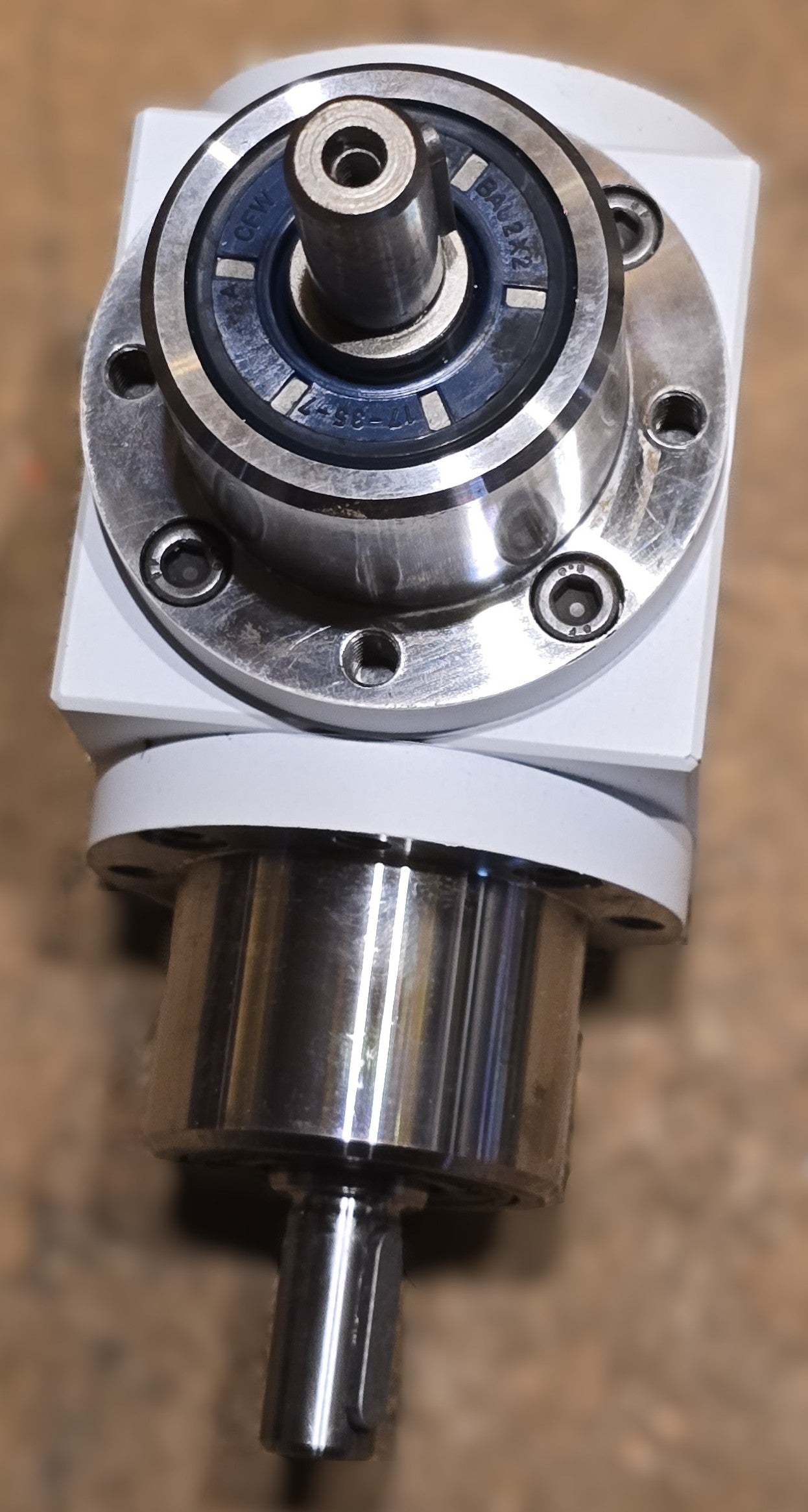 ATEK V065 3:1 Right-Angle Bevel Gearbox Gear Unit 90 Degree (Pre-owned)