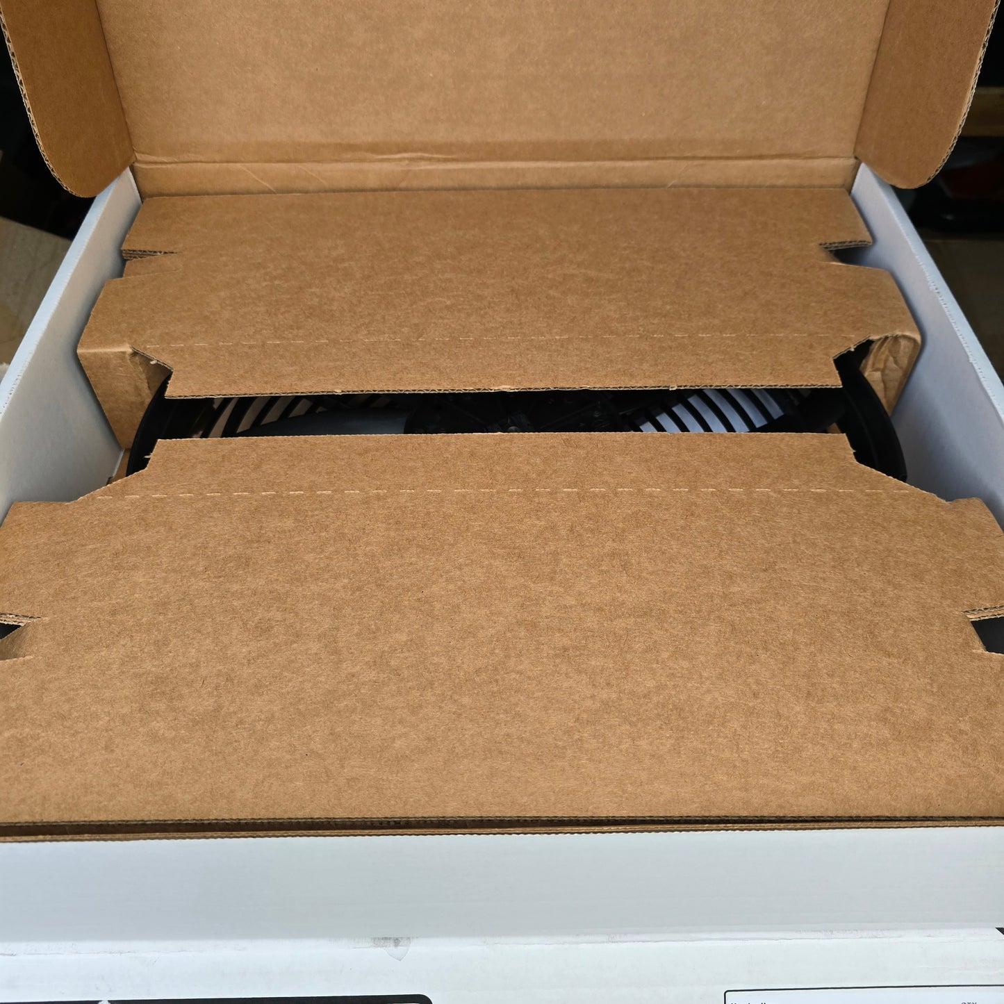 Maradyne A11-1036 M142K Electric Engine Cooling Fan 12V 225W (NEW In Box)