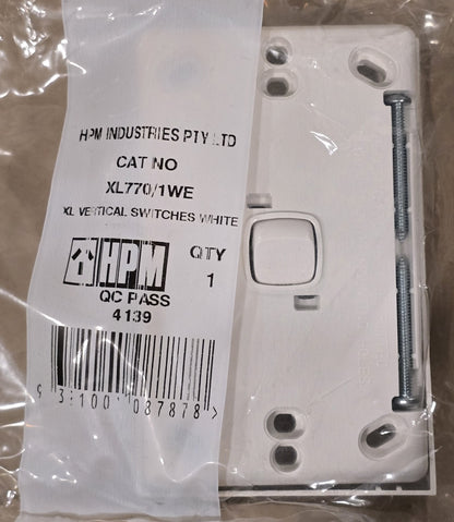 HPM XL770/1WE Excel 1 Gang Vertical Light Switch 10A 240V White (NEW Sealed)