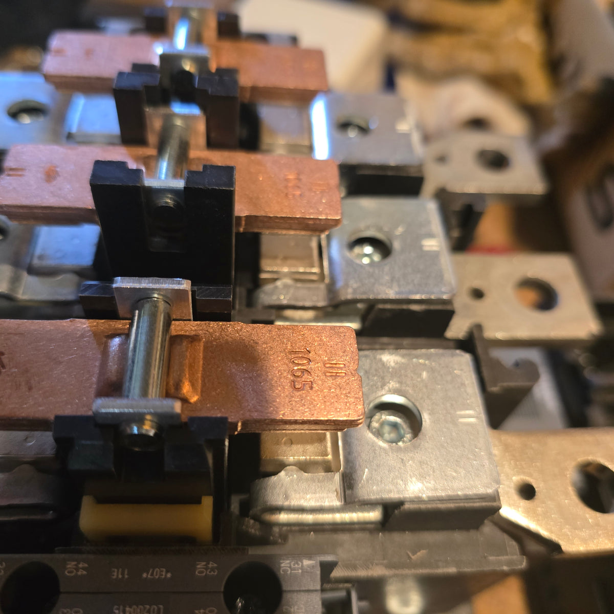 Siemens 3RT1065-6AB36 Sirius 3Pole Motor Contactor & 3RH1921-1DA11 (USED)