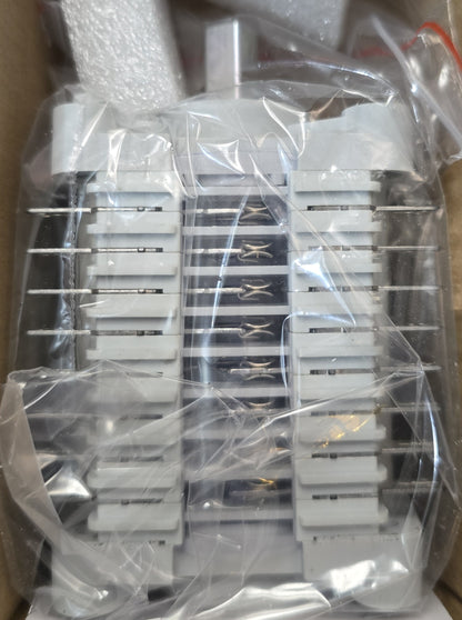 Siemens A7E0002934873 3SV9 Auxiliary Switch 8 Level 19mm (New Sealed)
