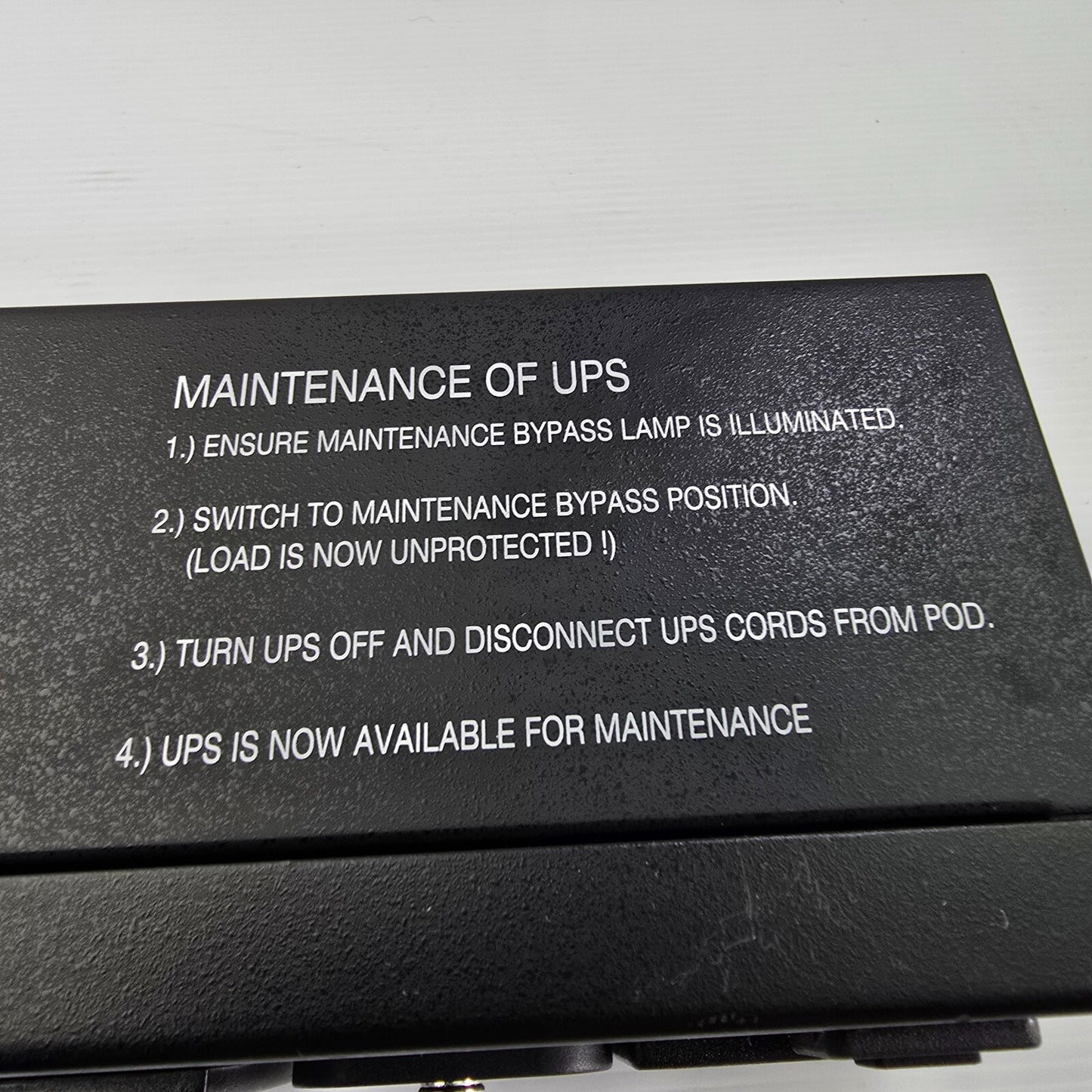 Liebert MP2-220L Micro POD Ext Maint Bypass Switch 230VAC 16A UPS (USED No Acc)