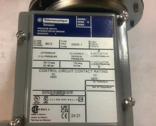 Telemecanique 9012 GGW-1 Differential Pressure Switch Type 4,4X, 13 ENCL, SPDT
