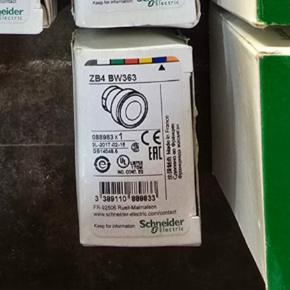 Schneider ZB4BW363 Illuminated push button XB4 metal blue  22mm LED (NEW AUS)