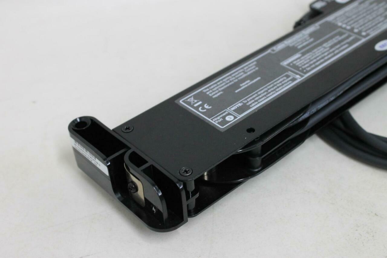 Extron Electronics Retractor Series/2 MDP-DP 70-1065-18 Display Port