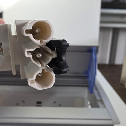 OEELSAFE 916070 Desk Power Outlet Recessed 2 AU USB 20A 250v IP2X (PreOwned)