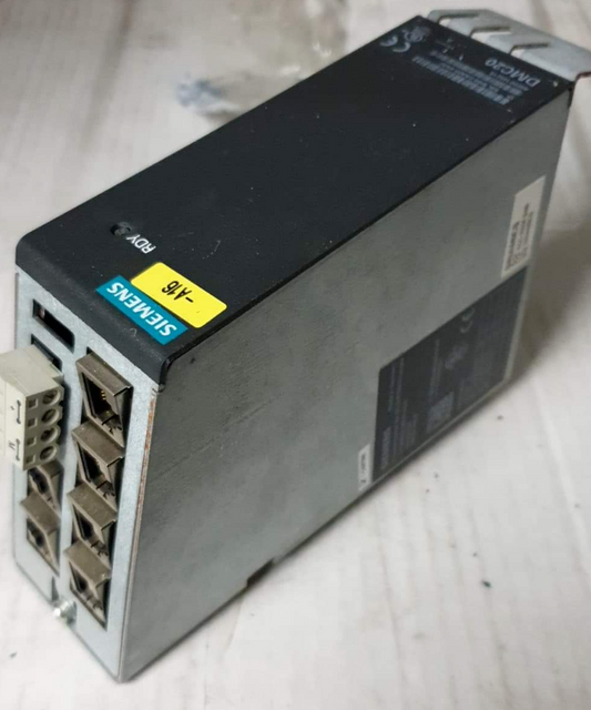 Siemens 6SL3055-0AA00-6AA0 DMC20 SINAMICS DRIVE-CLIQ HUB MODULE CABINET