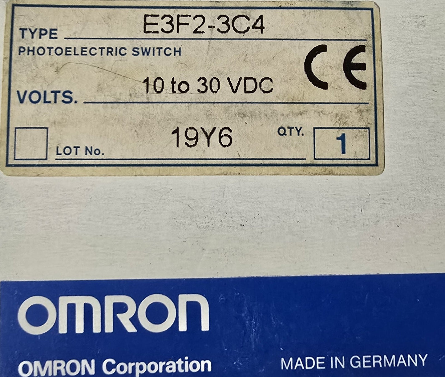 OMRON E3F2-3C4 Photoelectric Sensor Switch