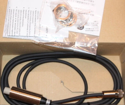 OMRON V600-H52 RFID Reader, 12 (Dia.) x 85 mm